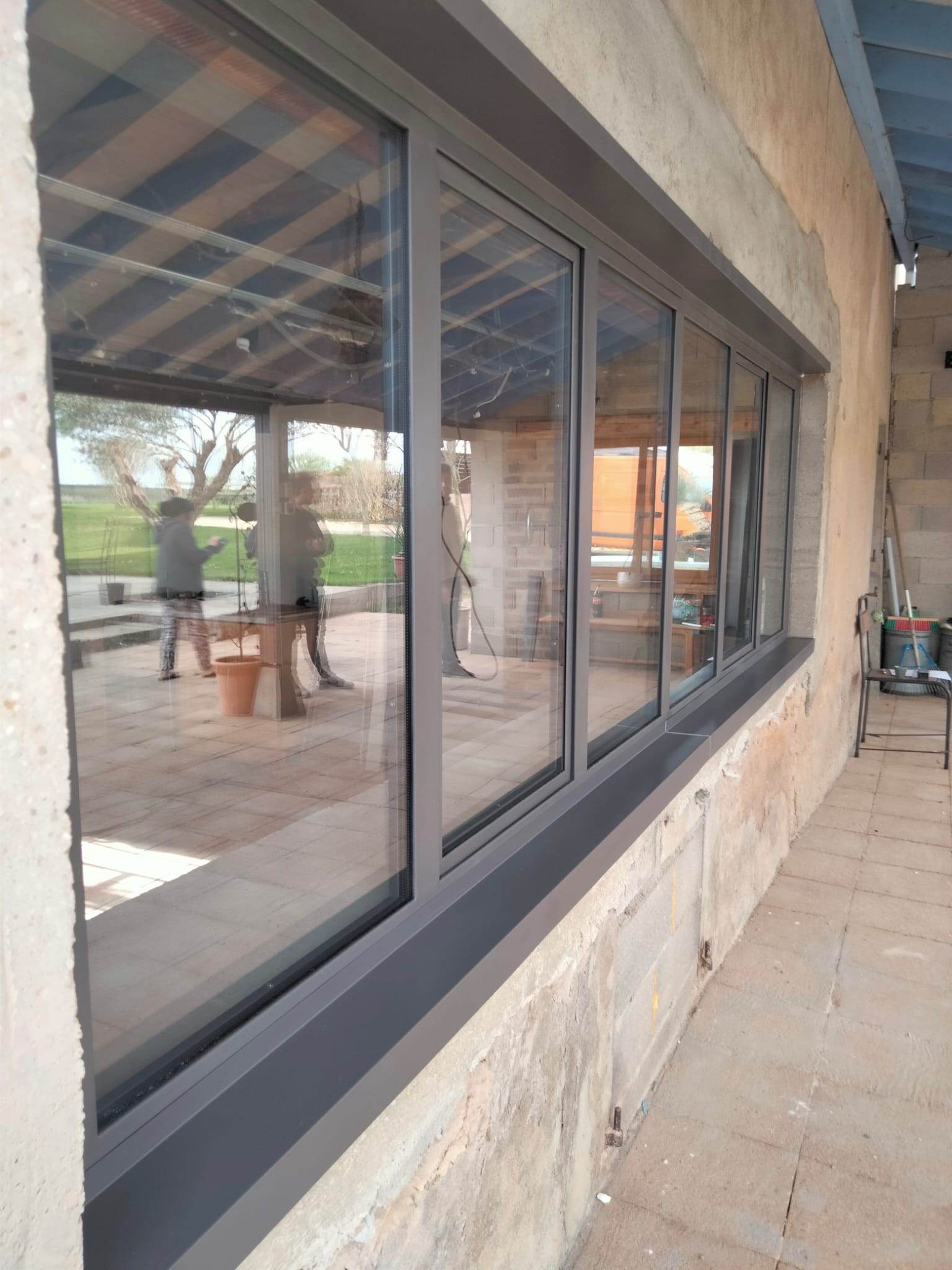 Verriere exterieur sur mesure en acier